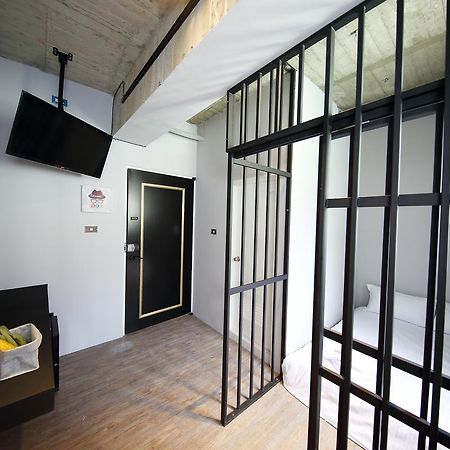 Pier 2 Apartment Kaohsiung Luaran gambar